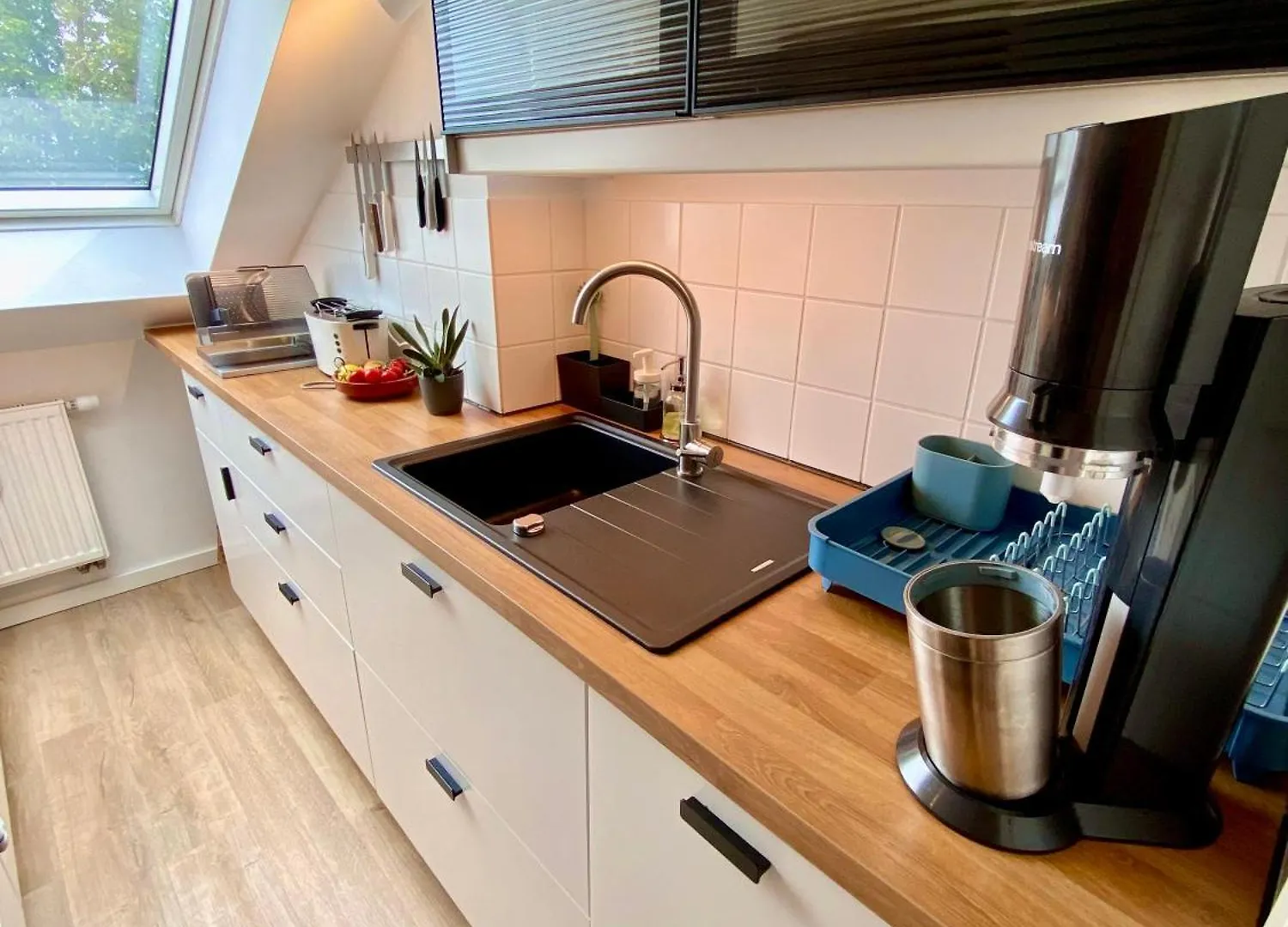 Modernes Ruhiges Zimmer Mit Ausblick Ins Gruene Munich Homestay